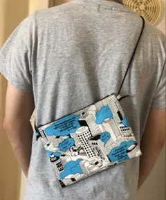 サコッシュ　ポーチ　街柄