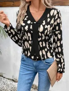 【新品未使用・完売品】SHEIN オーバープリントブラウス（XXL-L）