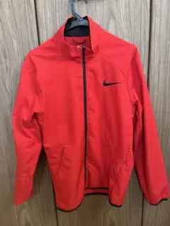 Nike レッド ジップアップジャケット