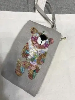 ダーニング刺繍　赤系子熊　ファスナーポーチ　紐付
