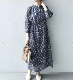 SHIPS any （コットン）花柄プリント　ロングワンピース　ネイビー系