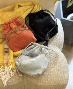 デモデ　一点もの　巾着バッグのサムネイル