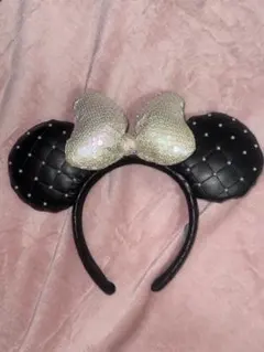 ミニーマウスカチューシャ 黒とシルバー ディズニー