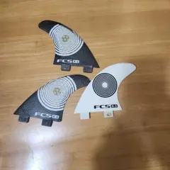 FCS K2.1 サーフボードフィン 5枚セット ケース付 - メルカリ