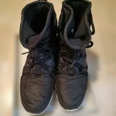 ナイキ　スニーカーブーツ