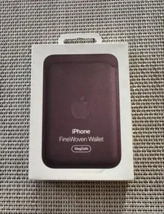 Apple FineWoven Wallet ダークパープル（マルベリー）