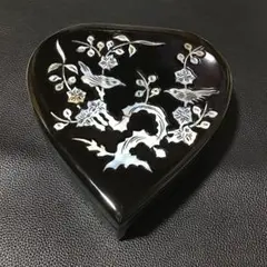 ハート型黒漆アクセサリーケース