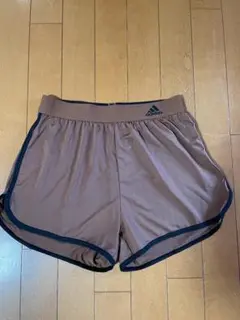 値下げadidas　アディダス ショートパンツ Lサイズ　ブラウン系試着のみ