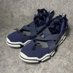 Item thumbnail for item 809962bc-b71e-4958-b8a9-59db438d0ffb