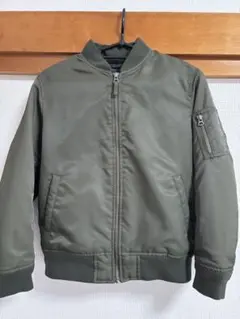 【UNIQLO】MA-1 ジャケット カーキ 140cm 中綿 キッズ