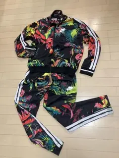 Item thumbnail for item 291fdf19-008a-4ce4-8be6-3905cb53acf8