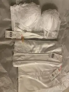 試着のみ_アモスタイル_ブライダルインナーセット　B70