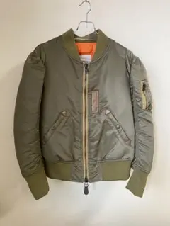 エィス（Ä）　フライトジャケット MA-1