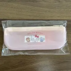 サンリオ　ハローキティ　シリコンペンポーチ