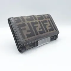 【FENDI（フェンディ）】極美品 ズッカ柄 ミドル財布 キャンバス