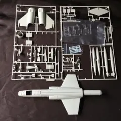 航空自衛隊 F-104J スターファイター 1/48 Revell 一部組立済みのサムネイル