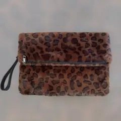 【美品】レディースクラッチバック ファー ヒョウ柄 バッグ