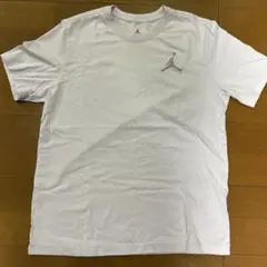 ジョーダンの薄紫TシャツS