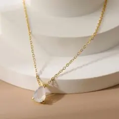 【新品】✨ムーンストーンネックレス✨k18 神秘的な輝き✨月のお守り