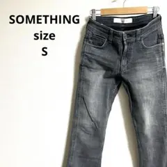 ✨SOMETHING ✨ダメージブーツカットデニム　サイズ【S】 グレーのサムネイル