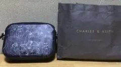 CHARLES & KEITH 犬イラスト ショルダーバッグ