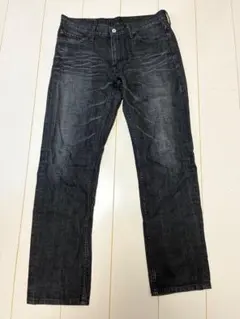 Levis ブラックデニム 太めストレートのサムネイル