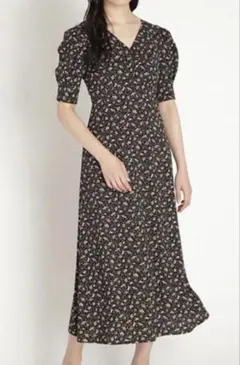 SNIDEL フラワープリント 半袖ロングワンピース　0size