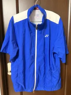 ヨネックス　半袖ウインドブレーカー