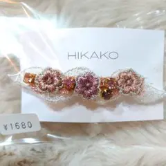 レースとビジューのバレッタ