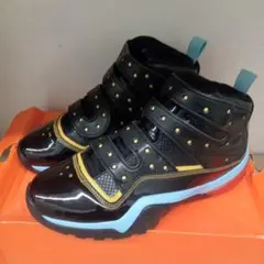 海外限定　NIKE ZOOM SHARKLEY