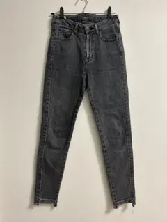 【値下げ中】juemi something スキニーデニム ジーンズ