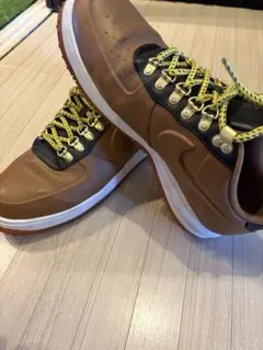 Lunar Force 1 Duckboot Low "Ale Brown"のサムネイル