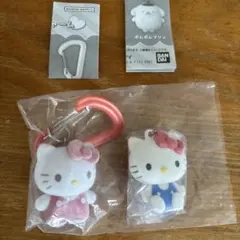 ハローキティ カラビナマスコットチャーム　ふわふわフロッキーチャーム　セット