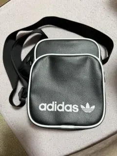 adidas ショルダーバッグ