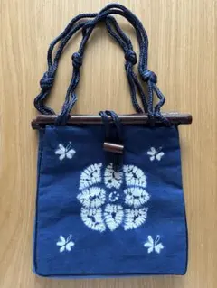 Item thumbnail for item 7a2aa2b5-d0a5-40c0-af9c-10ee4277c25d