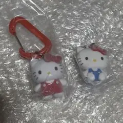 カラフルカラビナマスコットチャーム　ふわふわフロッキーマスコット　ガチャ　キティ