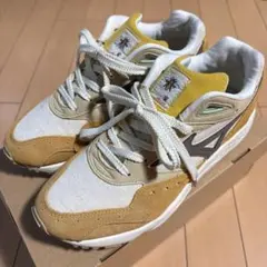 美品 Mizuno ミズノ コンテンダー スニーカー ベージュ 25.0cmのサムネイル