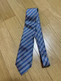 ネクタイ