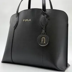 美品✨フルラ トートバッグ ヴィットリア 現行ロゴ レザー チャーム 黒