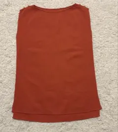 ノースリーブ　トップス　レディース