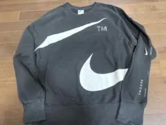 Nike スウッシュロゴ付きスウェット M ブラック
