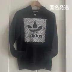 adidas 《アディダス》スウェットパーカー　裏起毛　ブラック　XS