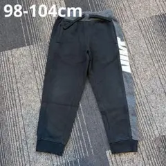 Item thumbnail for item f074ec25-1aa7-454d-ba81-a37b0f0f9476