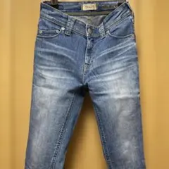 Item thumbnail for item 09c3f08b-147a-44b4-9012-fce24ced0592