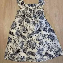 BEBE 花柄ワンピース 新品　140サイズ　ホワイト　ブルー　ボタニカル　麻