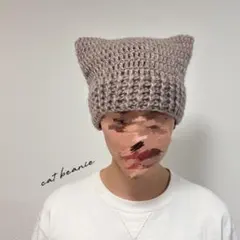 猫耳 ベージュラメ　ビーニー　ニット帽　手編み