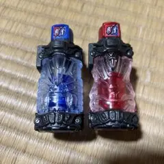 仮面ライダー　ビルド　ラビットフルボトル　タンクフルボトル
