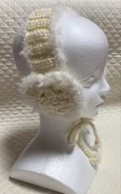 イヤーマフ　耳当て　ヘッドドレス　手編み　　かぎ針編み　イヤーマフラー　ハート