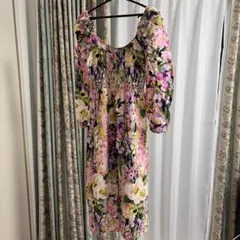 花柄バルーンスリーブワンピース