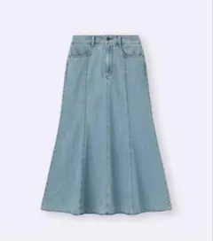 GU ジーユー　ライトデニムフレアマキシスカート